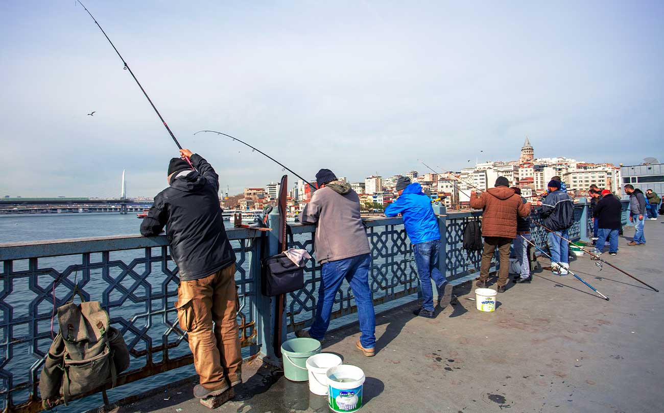 Golden Horn Galata Bridge Fishermen Catching Fish