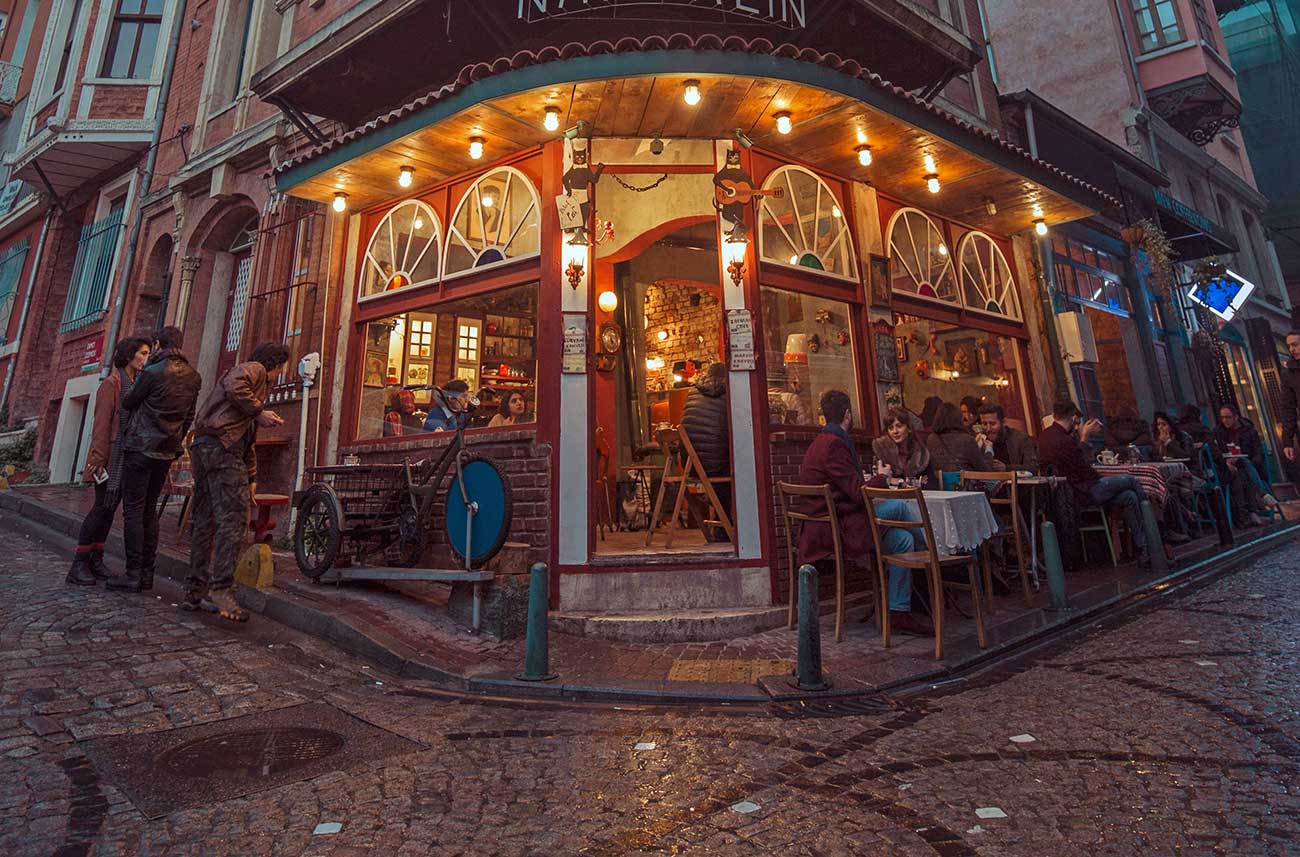 Istanbul Balat Cafe