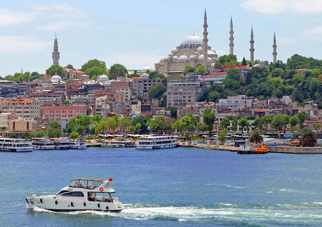 Istanbul Eminonu and Yacht