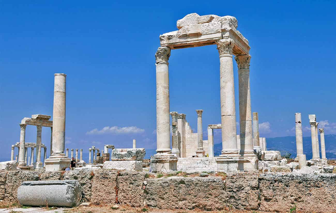 Laodicea: Biblical City's Ruins and Significance Explored