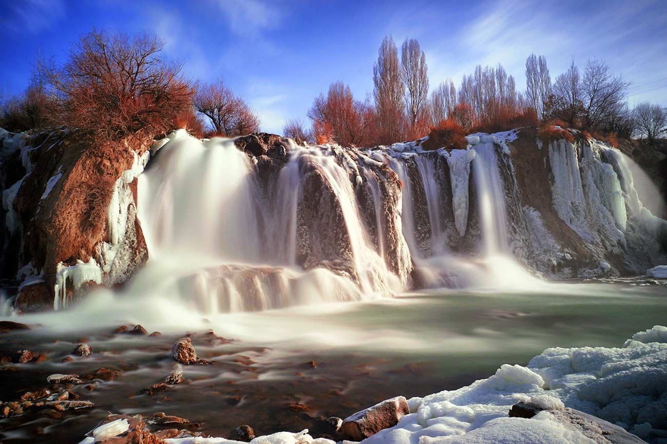 Muradiye Waterfalls