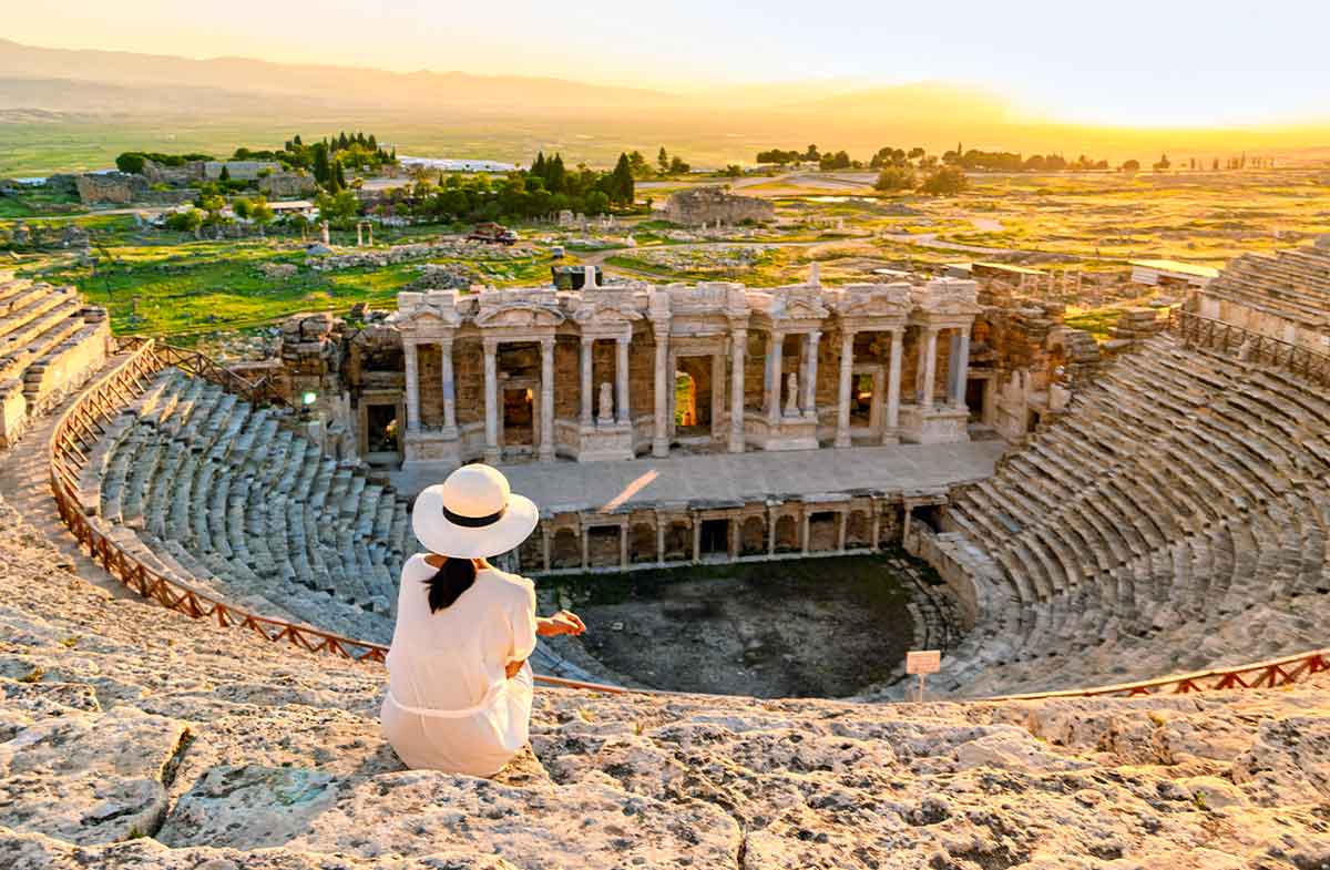Pamukkale Hierapolis Ancient City Theatre Tourst