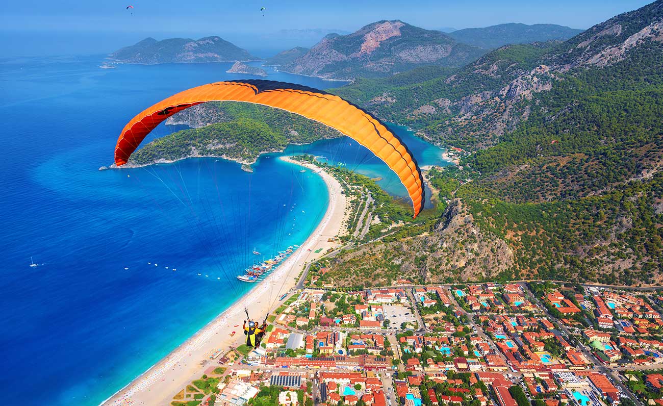 Paragliding in the Fetihye Oldudeniz Sky