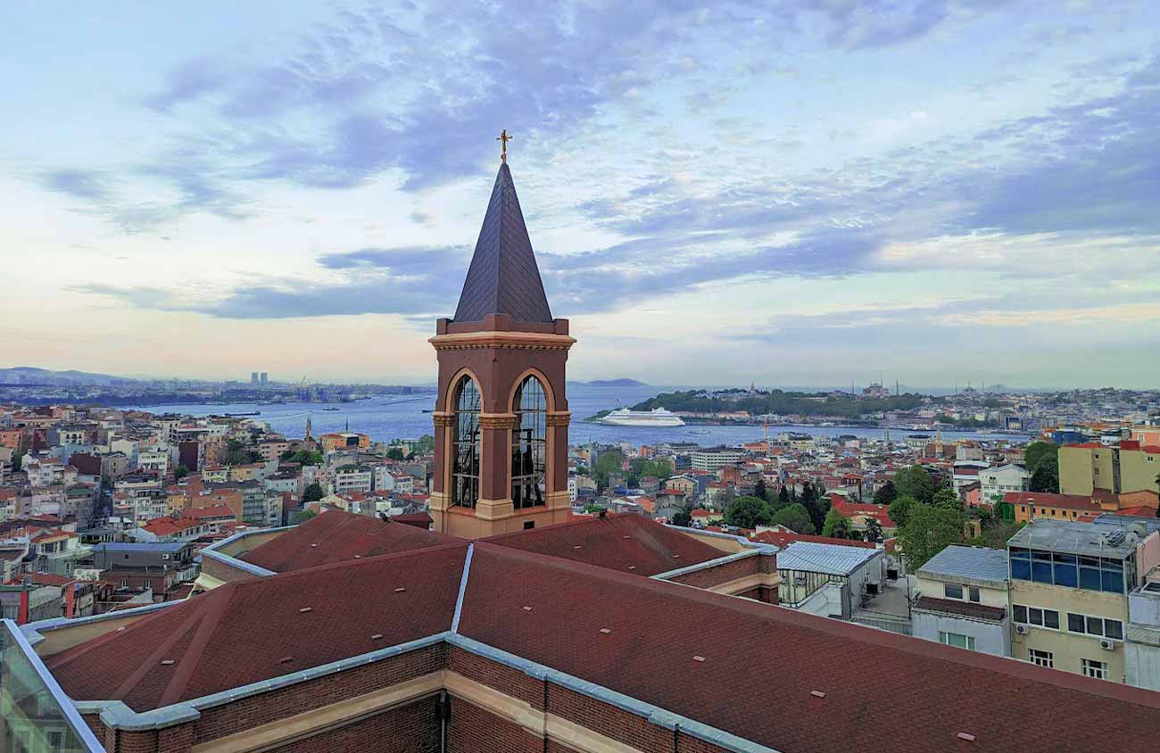 St. Antuan Church and Istanbul View