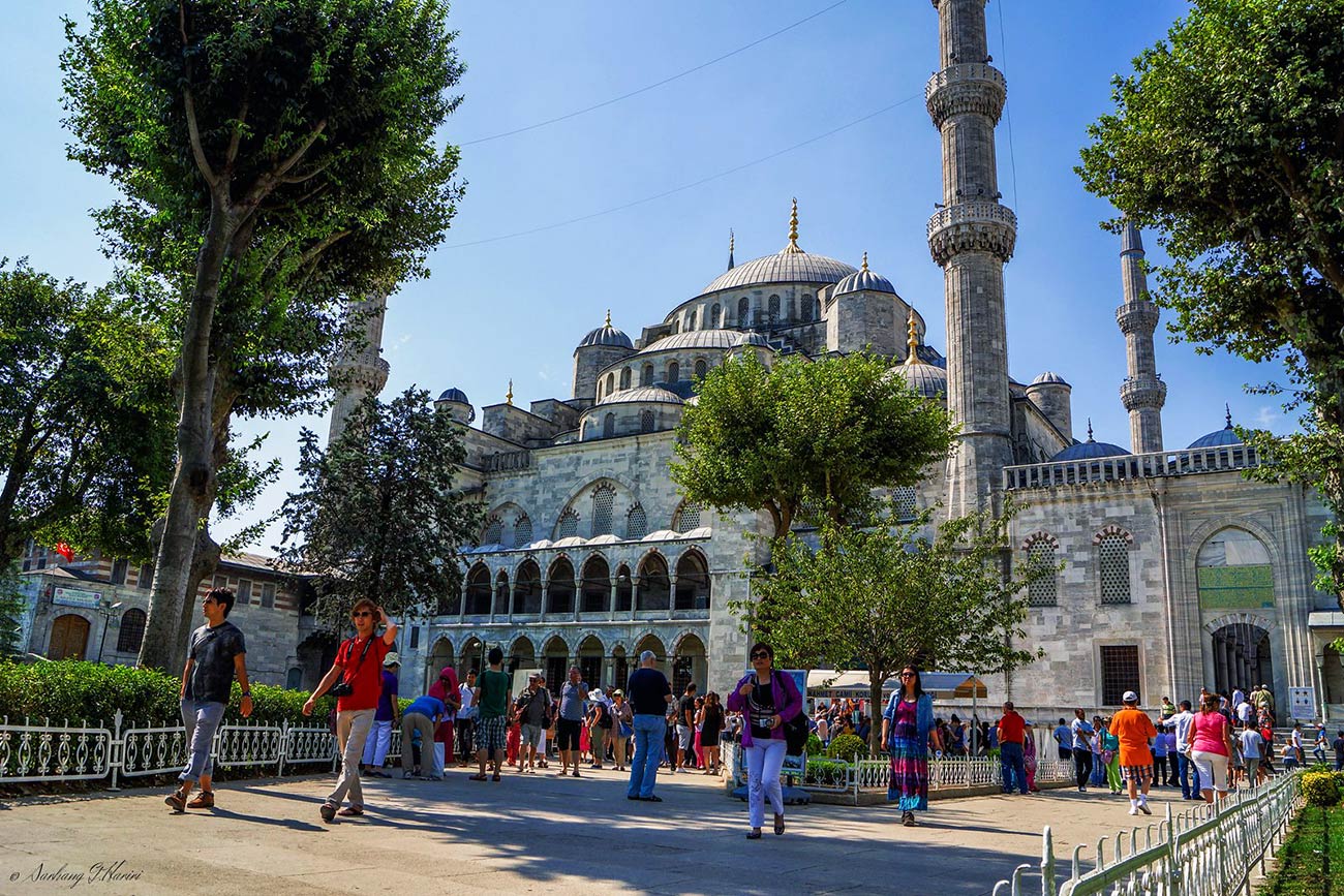 Sultanahmet Mosuqe and Tourist