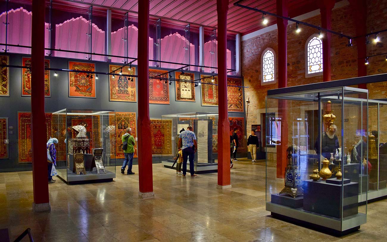 The Museum of Turkish and Islamic Arts Inside