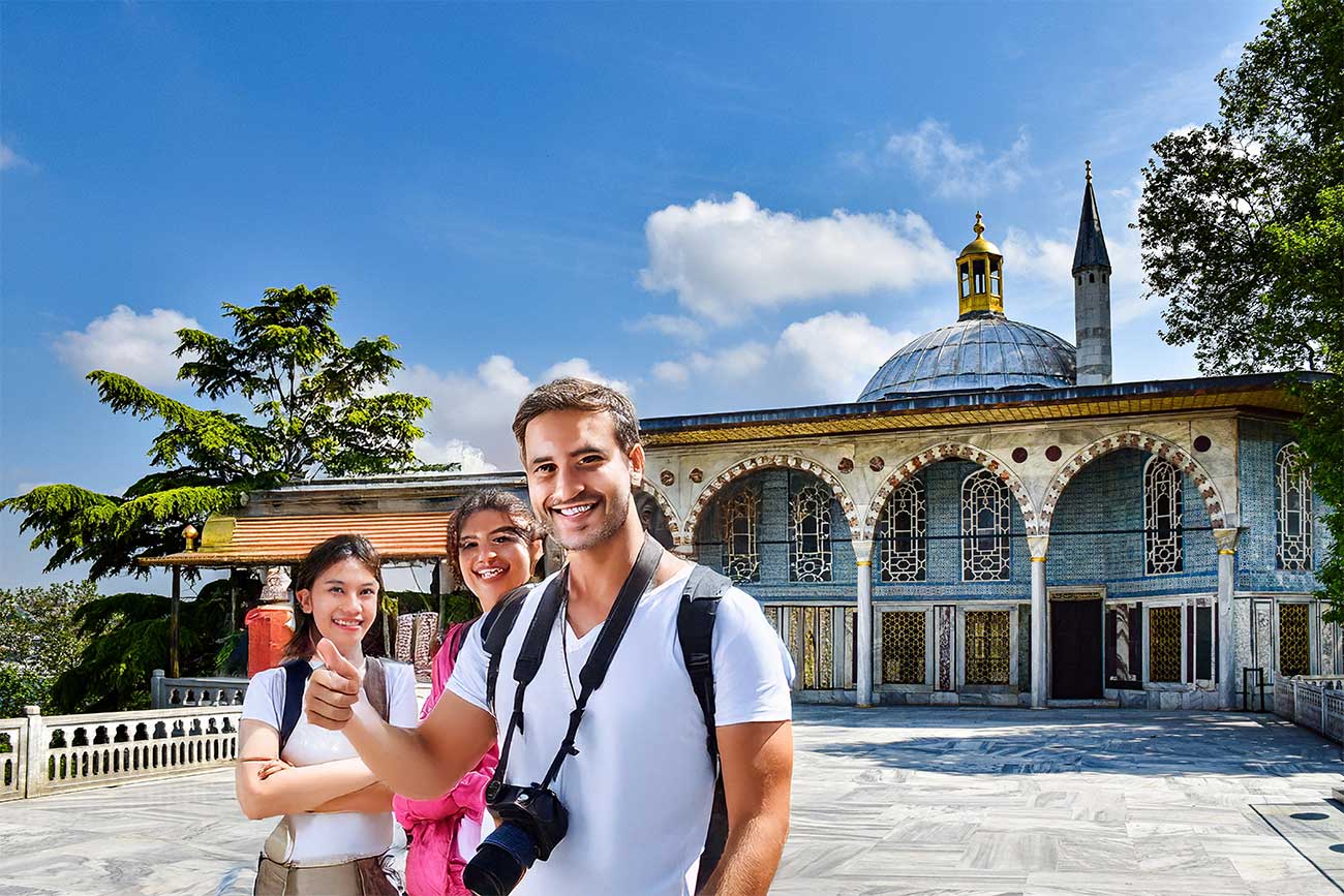 Topkapi Palace and Tour Guide