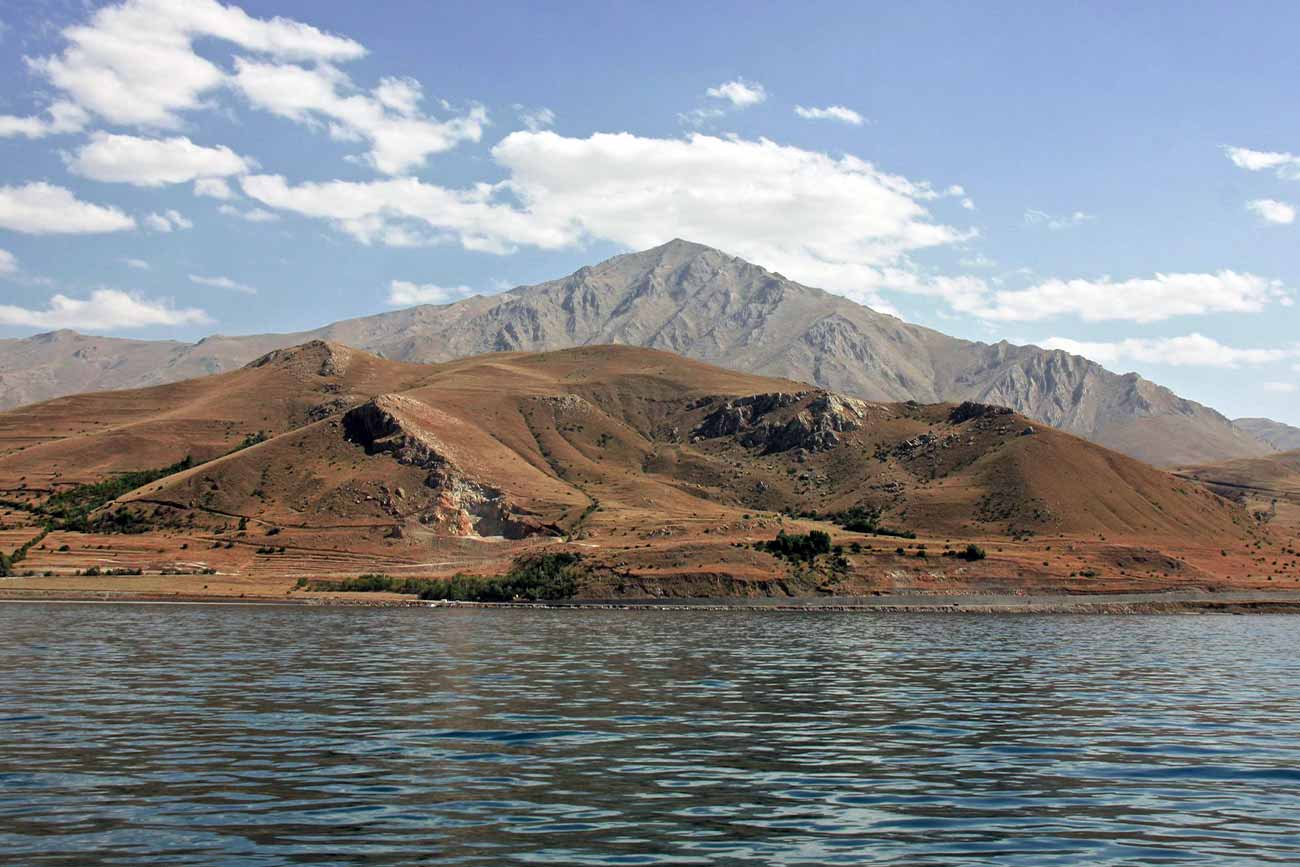 Turkey Wildlife Van Lake and Mountains