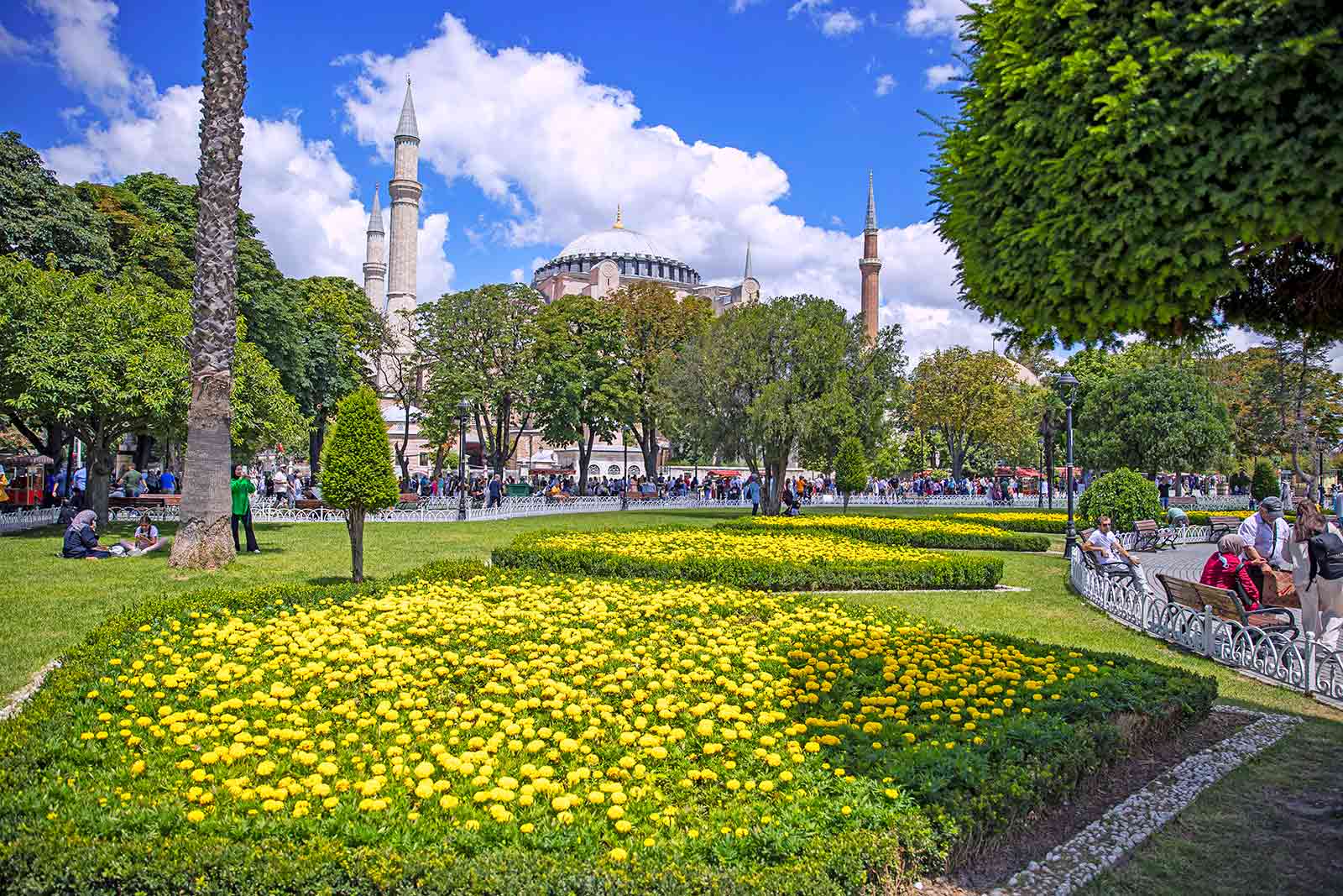 Turkey’s Top Cultural Festivals Istanbul - Tulip Festival