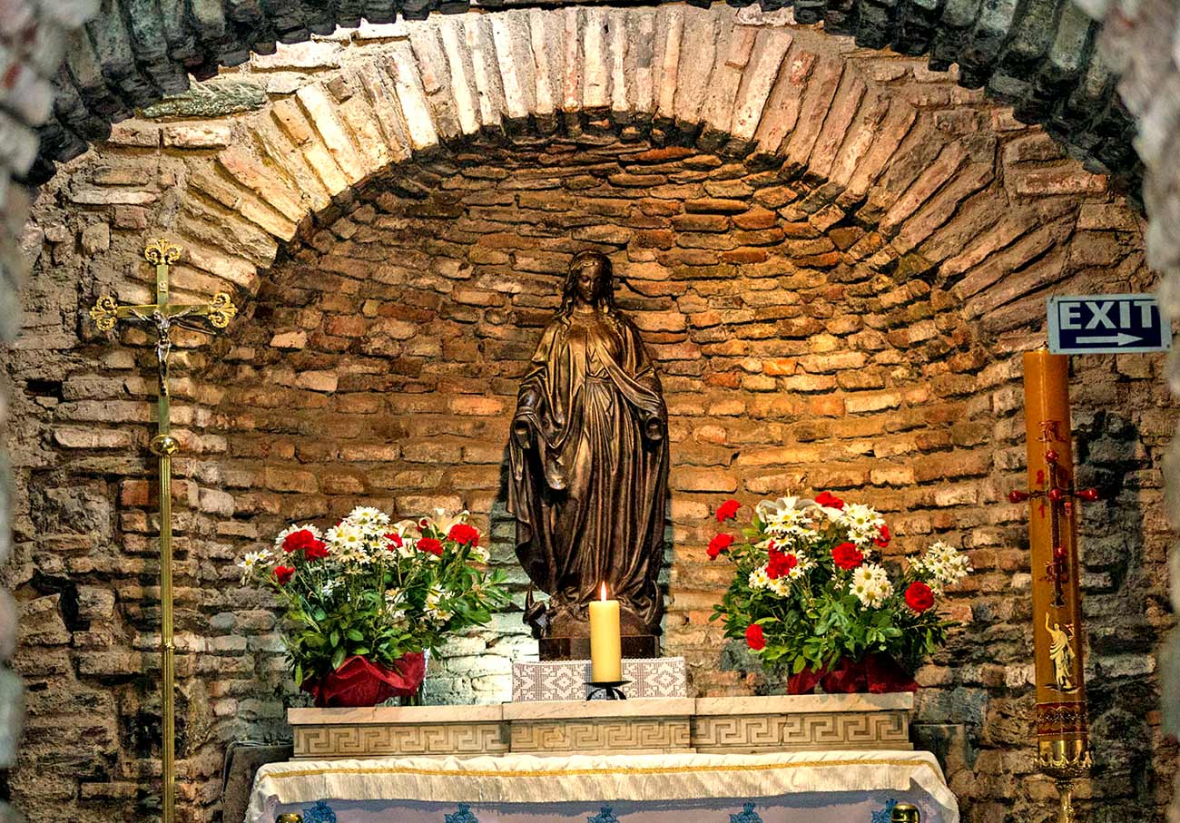 Virgin Mary House Inside